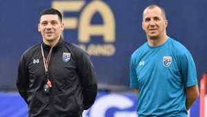 LĐBĐ Thái Lan không gia hạn hợp đồng với trợ lý từng khiêu khích HLV Park Hang Seo